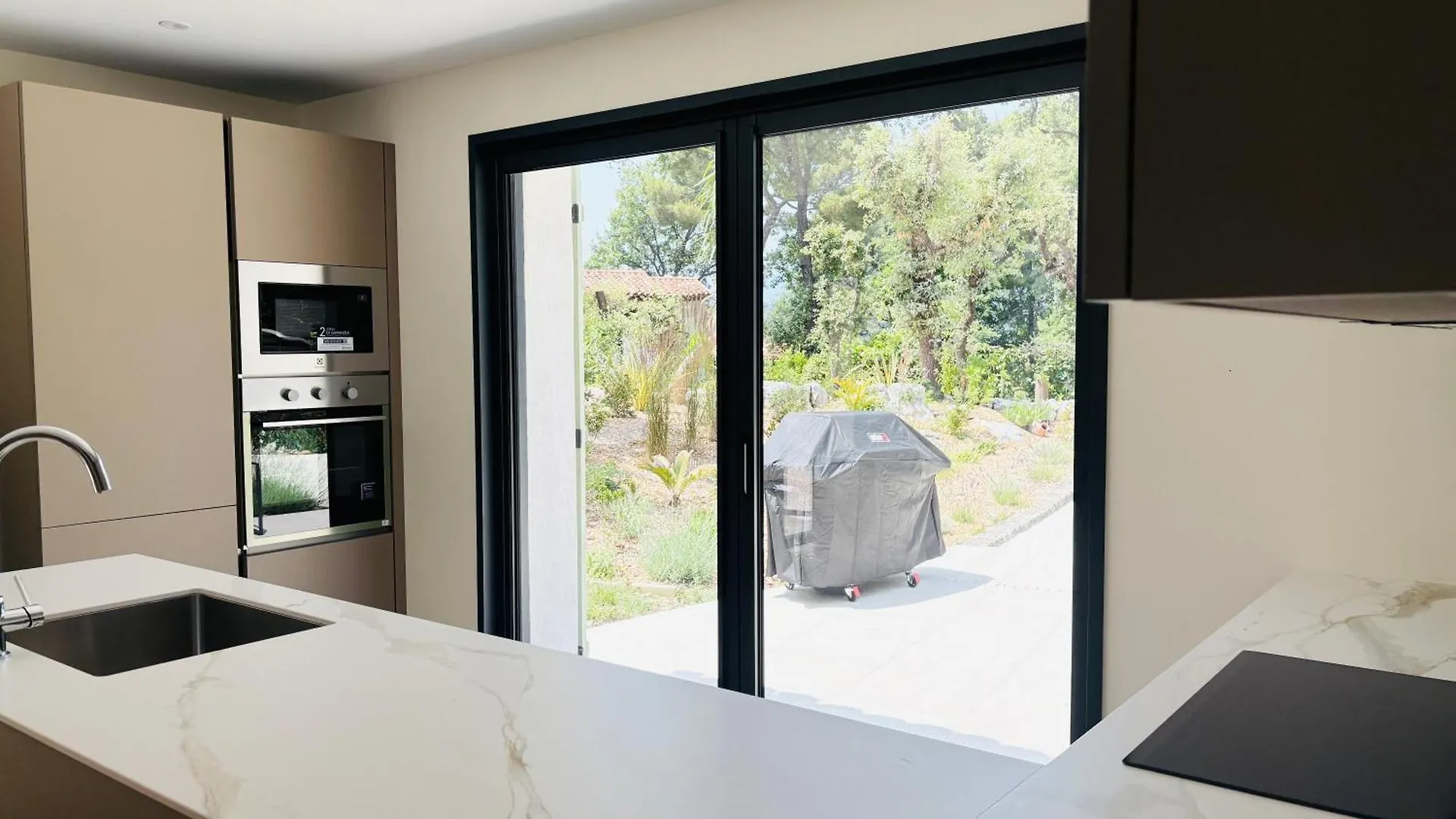 Ongoing Renovation - Villa With Private Pool In Vence